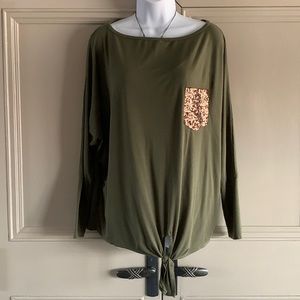 7th Ray Olive Long Sleeve Sequin Pocket Tee Sz ~> Medium